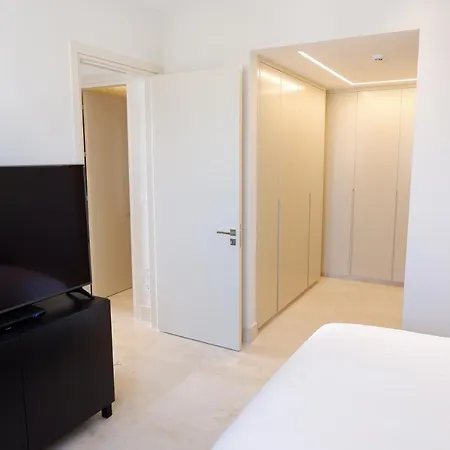 Hotel de apartamente Arc Ship Tower Limassol